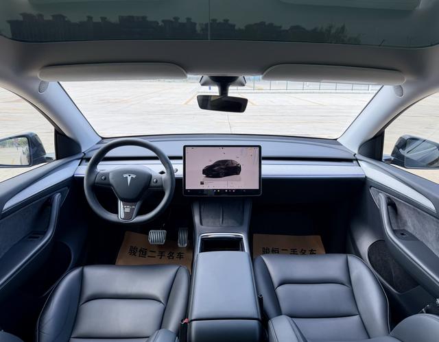 Tesla Model Y 2023 RWD – фото 7
