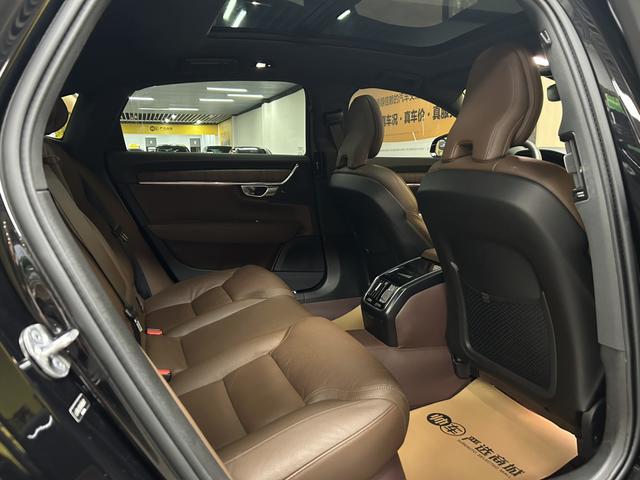 Volvo S90 2023 B5 Smart Enjoy Luxury – фото 12