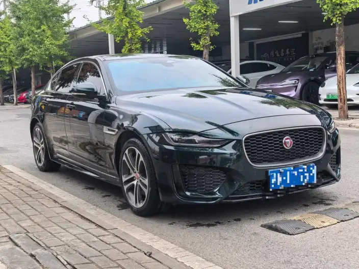 Jaguar XE L 2024 Model 2.0T 250PS R-DYNAMIC S Enterprising Sports Edition – фото 3