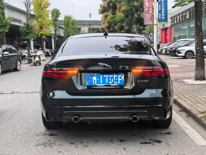 Jaguar XE L 2024 Model 2.0T 250PS R-DYNAMIC S Enterprising Sports Edition – фото 5