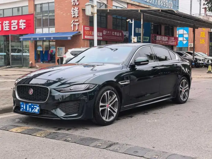 Jaguar XE L 2024 Model 2.0T 250PS R-DYNAMIC S Enterprising Sports Edition – фото 10