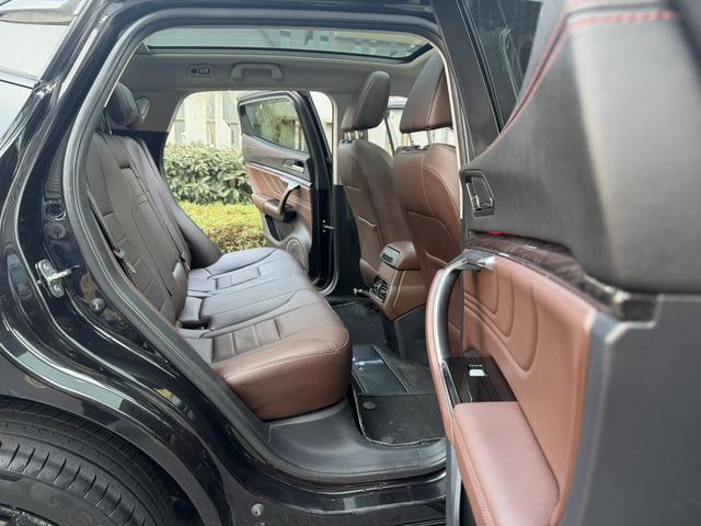 WEY VV5 2017 2.0T Ultra Luxury – фото 9