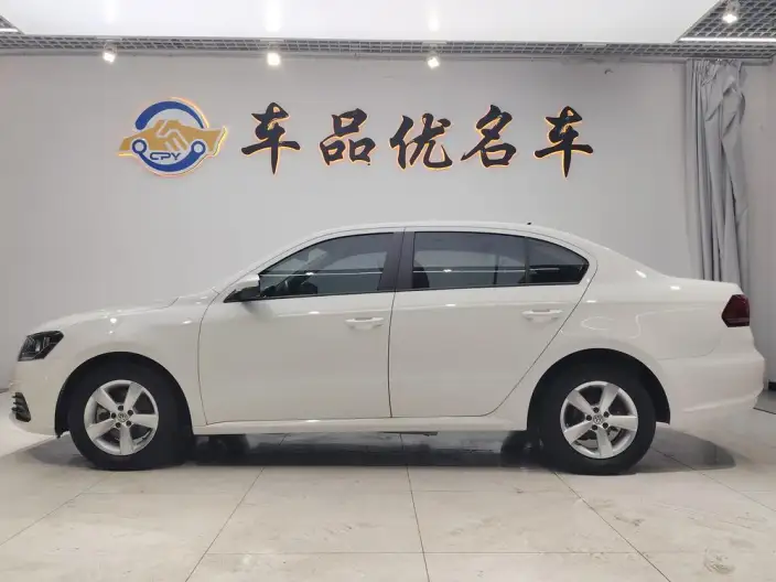 Volkswagen Lavida 2019 Model Voyage 1.5L Automatic Comfort Edition China VI – фото 3