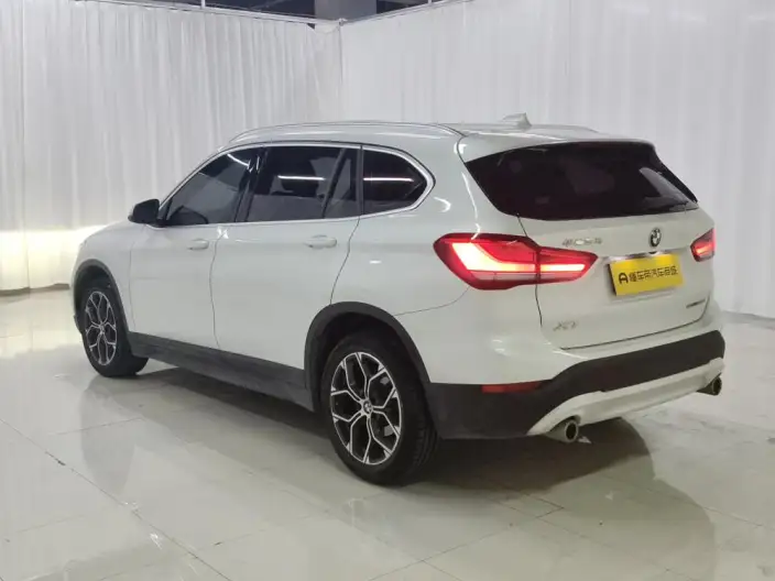 BMW X1 2022 Model sDrive25Li Leading Model – фото 5
