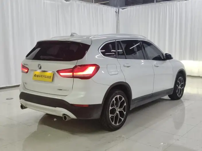 BMW X1 2022 Model sDrive25Li Leading Model – фото 7