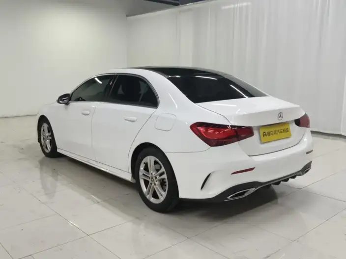 Mercedes-Benz A-class 2024 Model A 180 L – фото 5