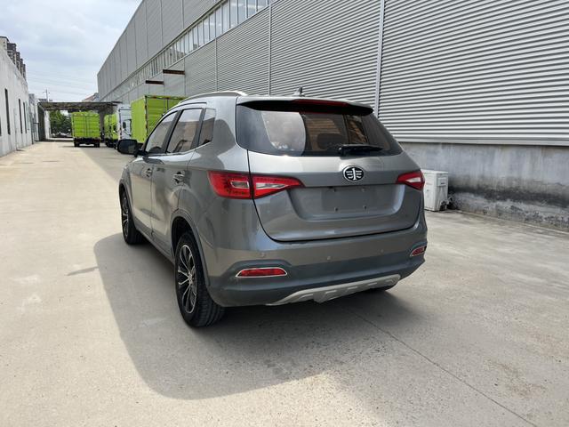 Senya R7 2016 модификация 1.6L Manual Luxury – фото 6