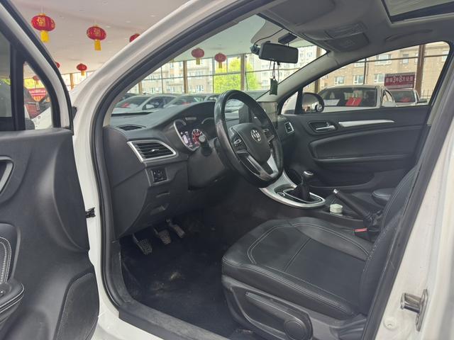 Zhonghua H3 2017 модификация 1.5L Manual Luxury