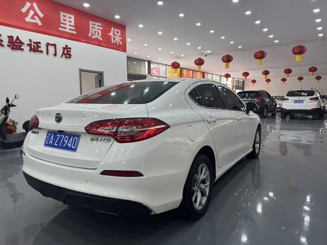 Zhonghua H3 2017 модификация 1.5L Manual Luxury – фото 9