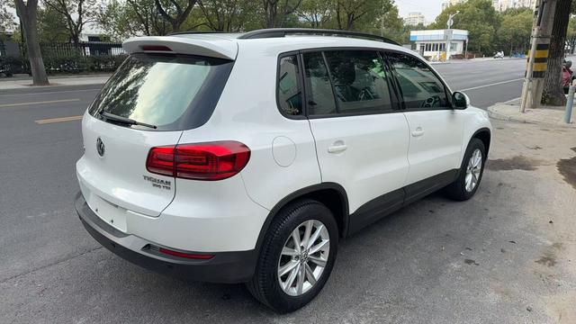 Volkswagen Tiguan 2017 300TSI Automatic 2WD Silk Road Comfort – фото 8