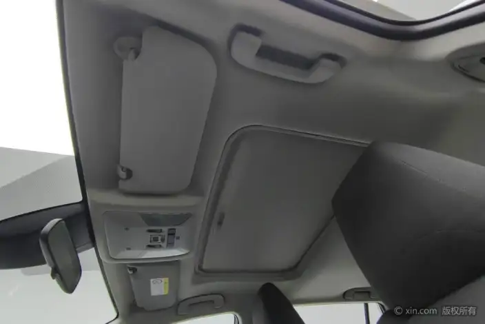Toyota RAV4 2023 Model 2.0L CVT 2WD Fashion edition – фото 9