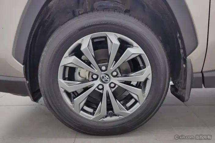 Toyota RAV4 2023 Model 2.0L CVT 2WD Fashion edition – фото 10