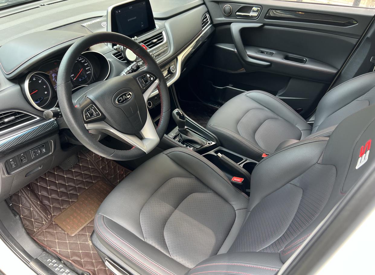 Refine S3 2017 1.6L CVT Luxury Smart
