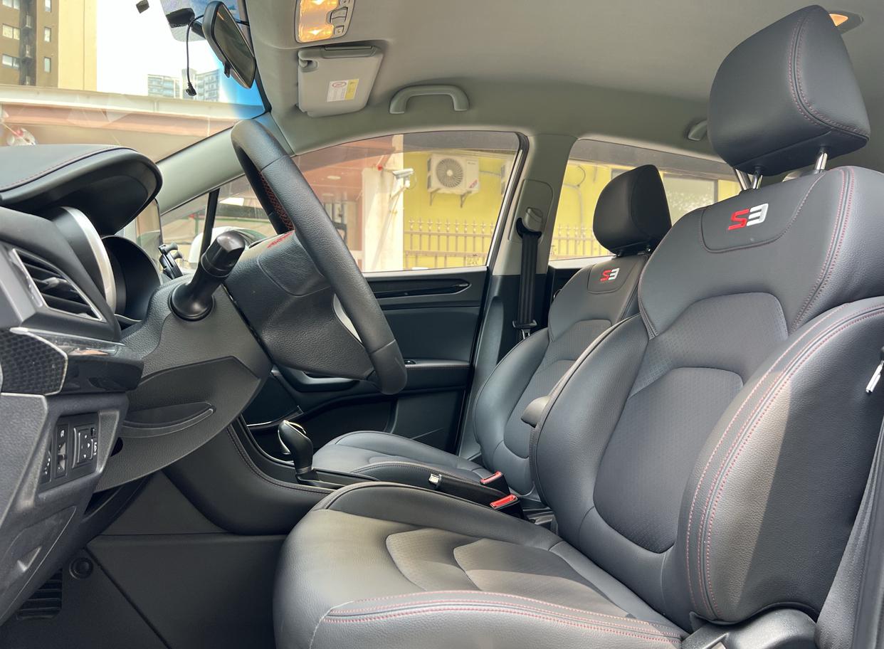 Refine S3 2017 1.6L CVT Luxury Smart – фото 5
