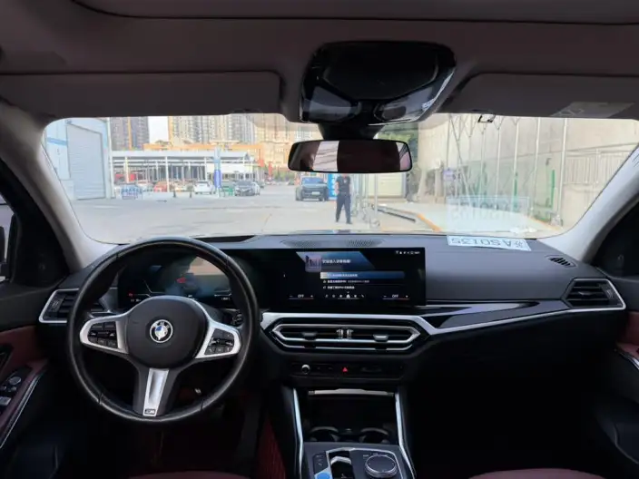 BMW i3 2023 Model Facelift eDrive40L Night Edition Sports Set – фото 9
