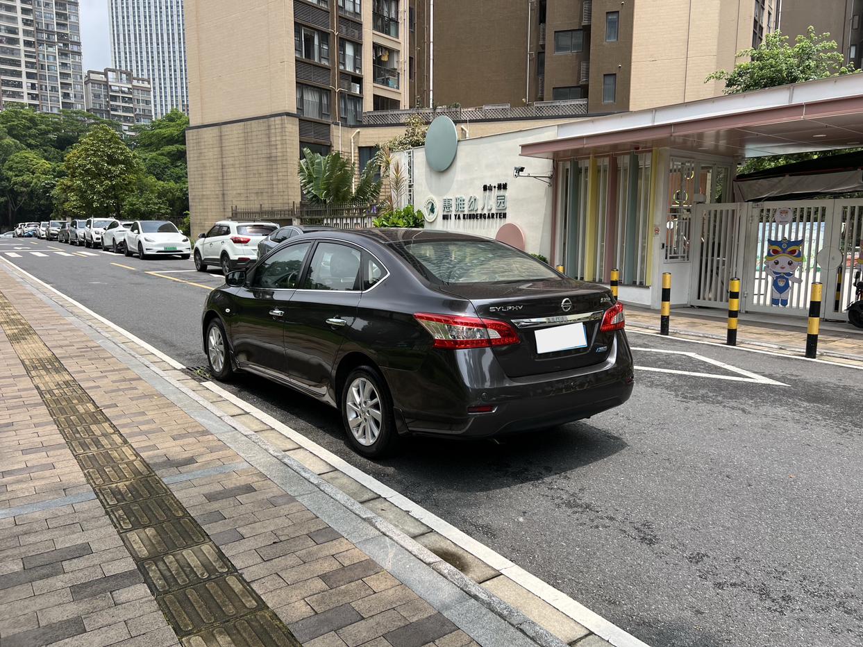 Nissan Sylphy 2014 1.6XV CVT Premium – фото 11