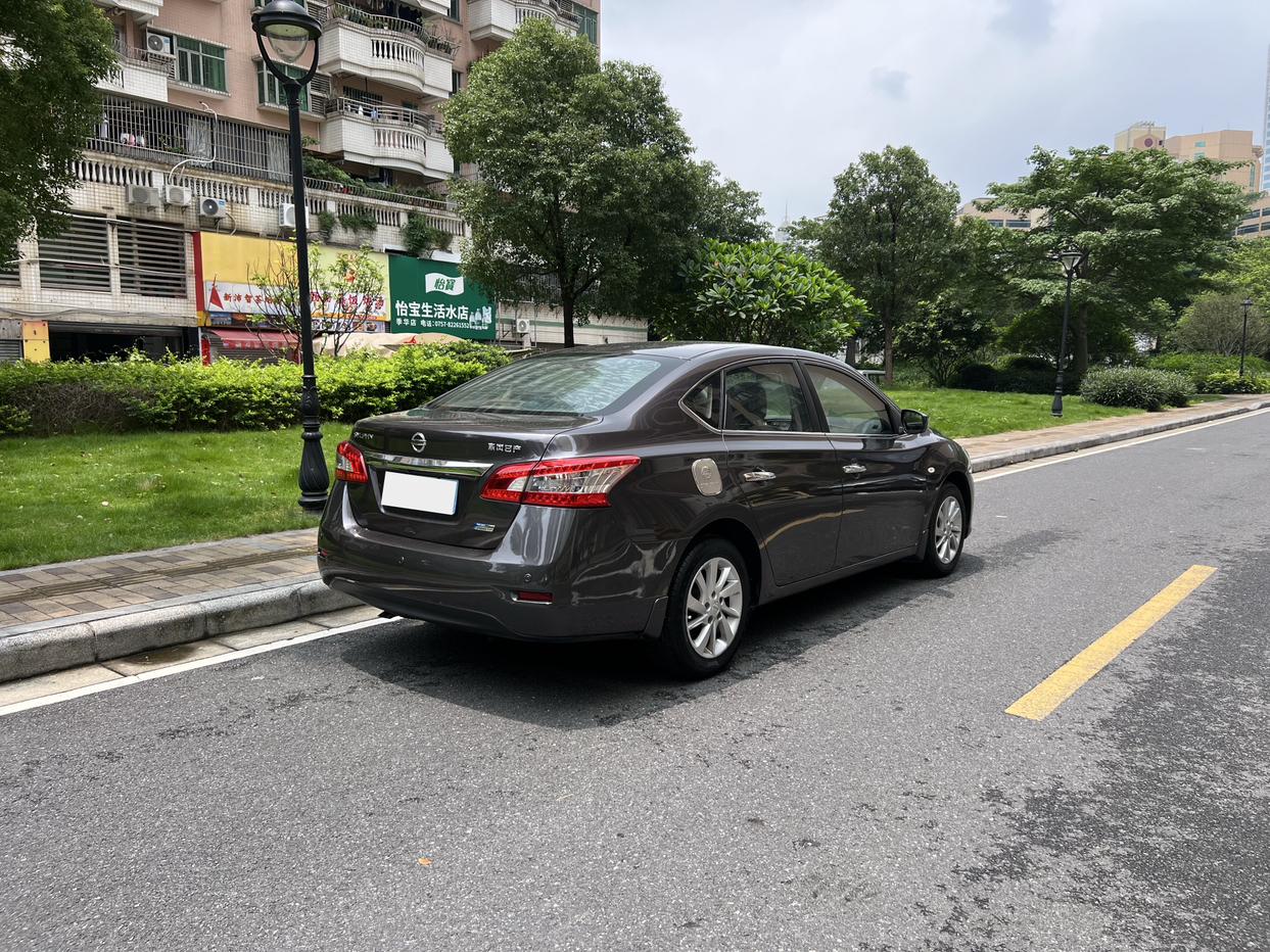 Nissan Sylphy 2014 1.6XV CVT Premium – фото 13