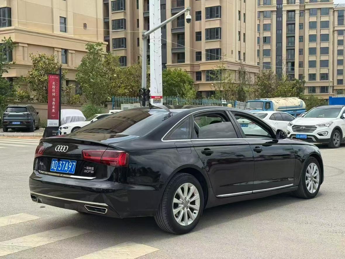 Audi A6L 2012 модификация 30 FSI Tech тип – фото 7