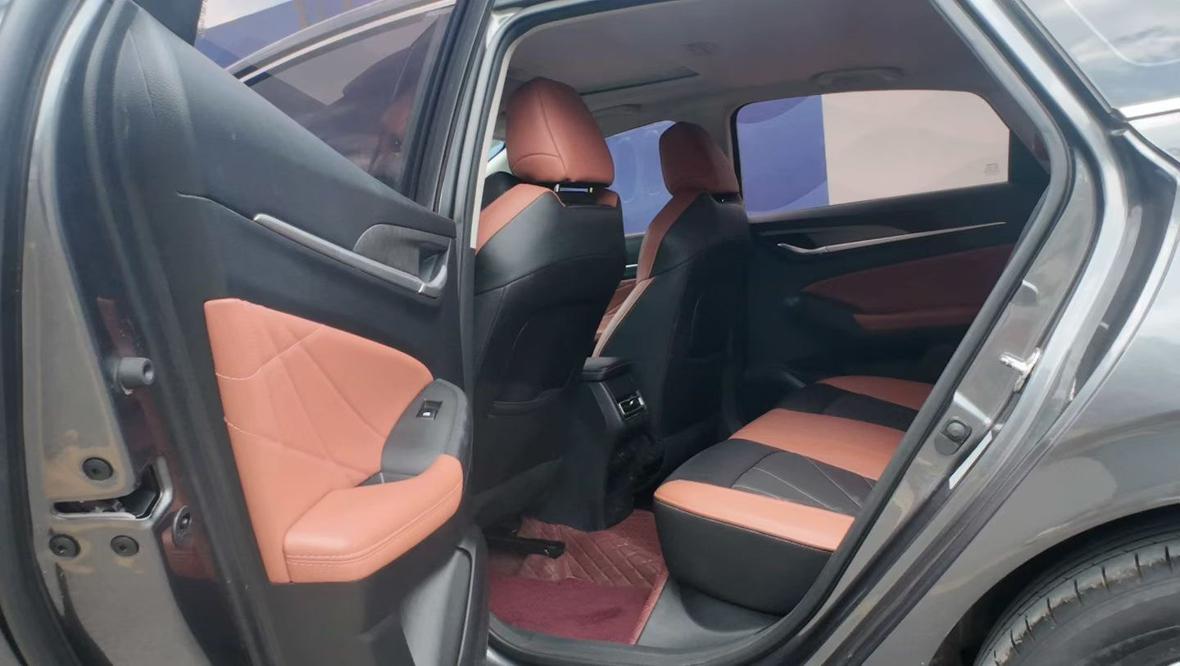 Changan Eado 2023 PLUS Enjoy Blue Whale NE 1.4T GDI DCT Premium – фото 6