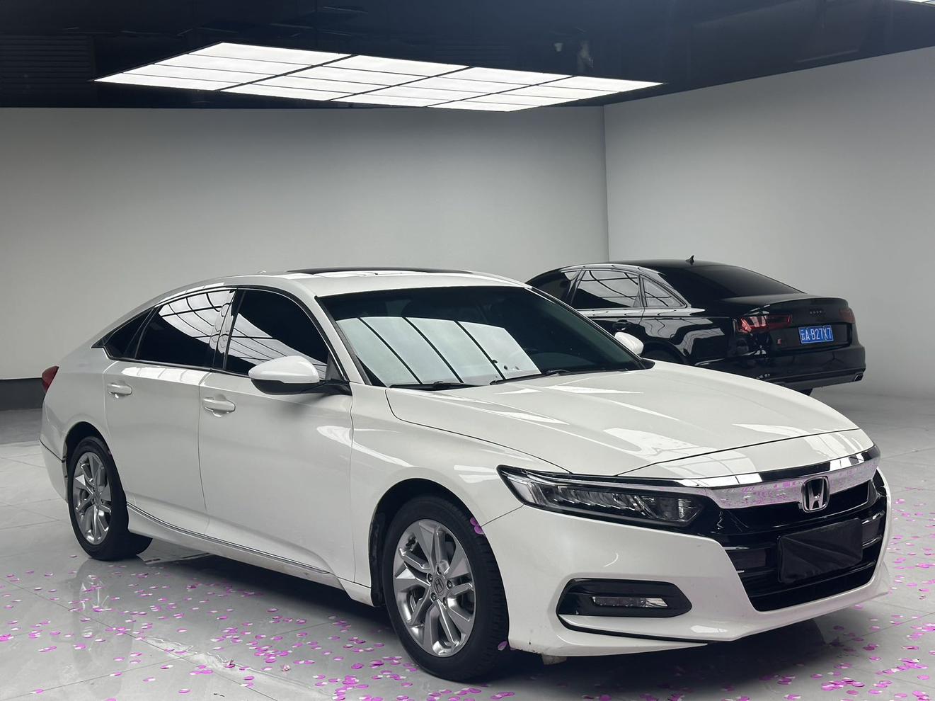 Honda Accord 2021 260TURBO Luxury Starlight Limited – фото 2