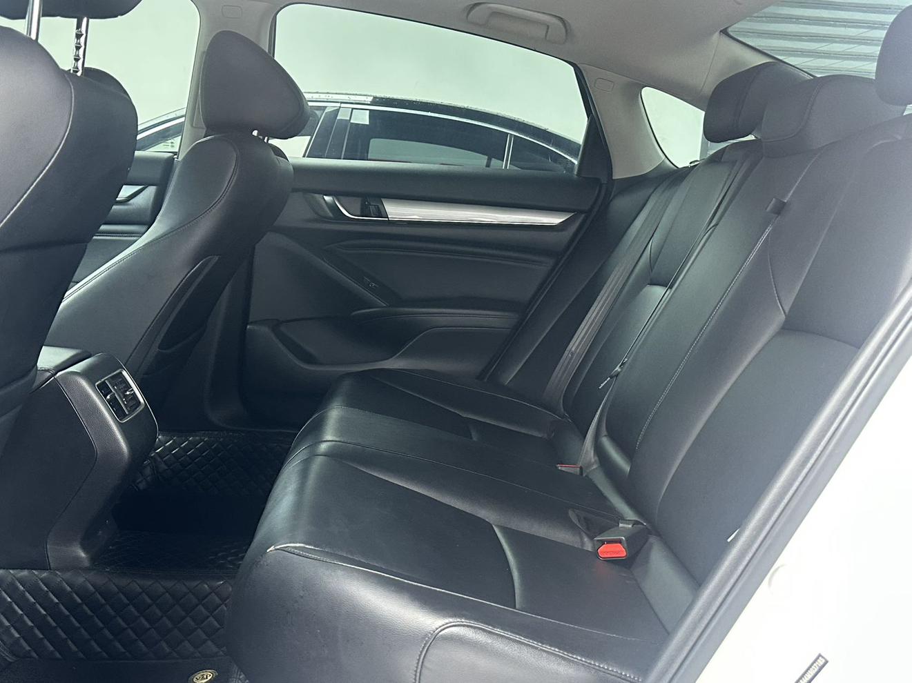 Honda Accord 2021 260TURBO Luxury Starlight Limited – фото 6