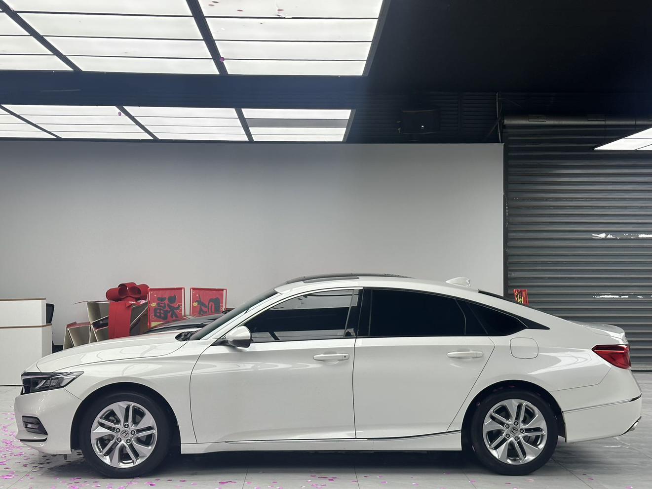 Honda Accord 2021 260TURBO Luxury Starlight Limited – фото 8
