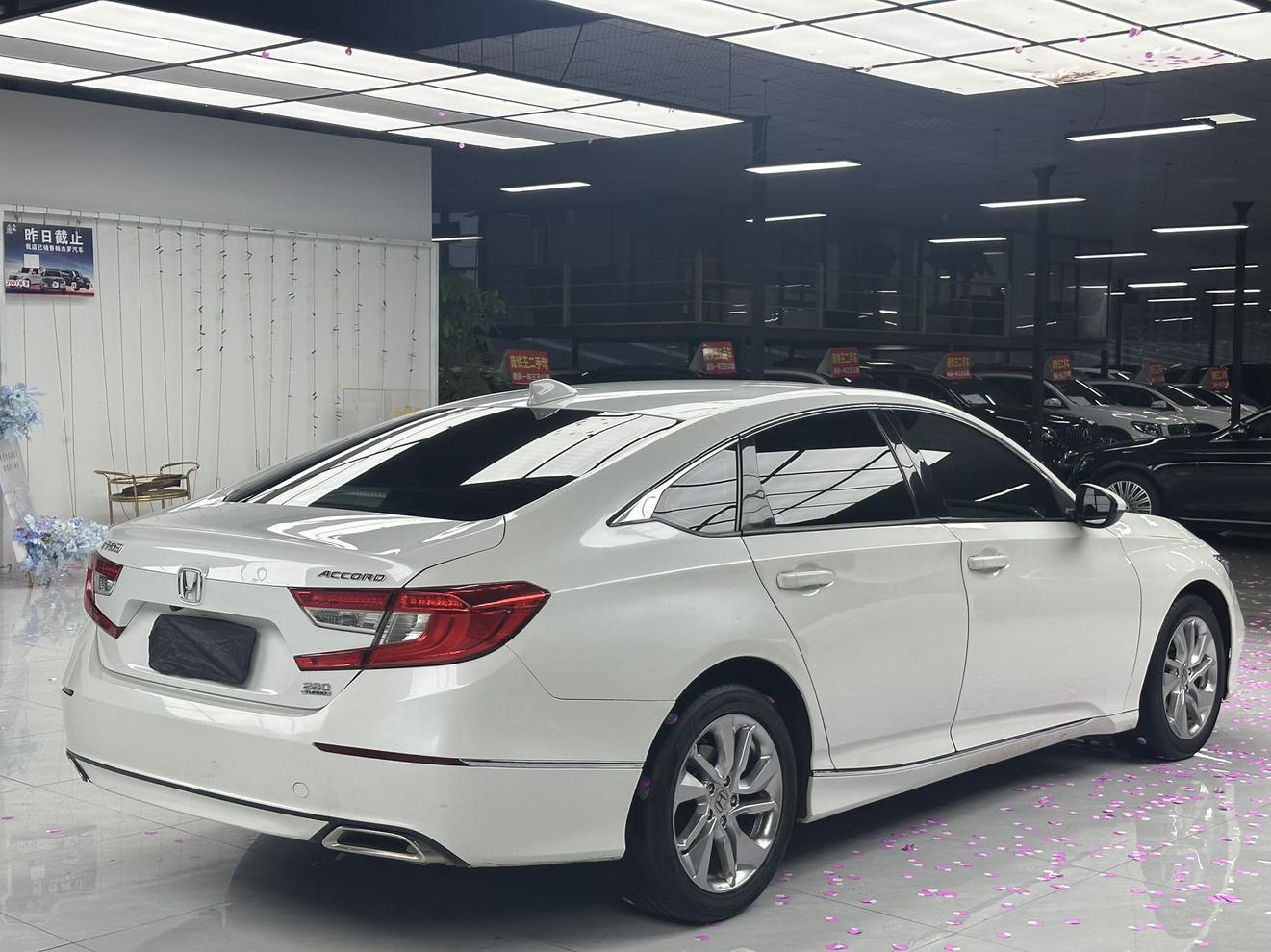 Honda Accord 2021 260TURBO Luxury Starlight Limited – фото 9