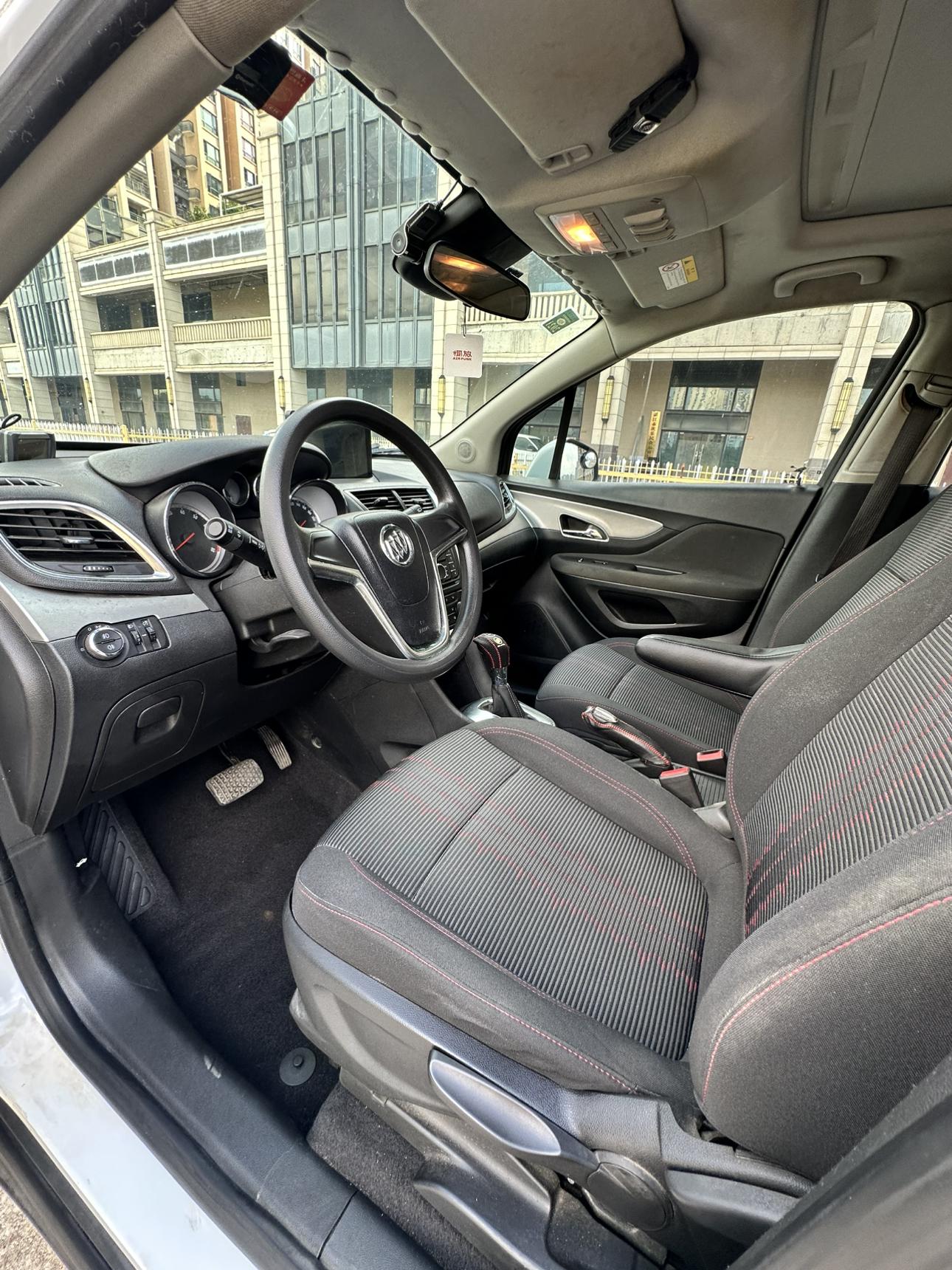Buick Encore 2015 1.4T Automatic 2WD Urban Elite – фото 10