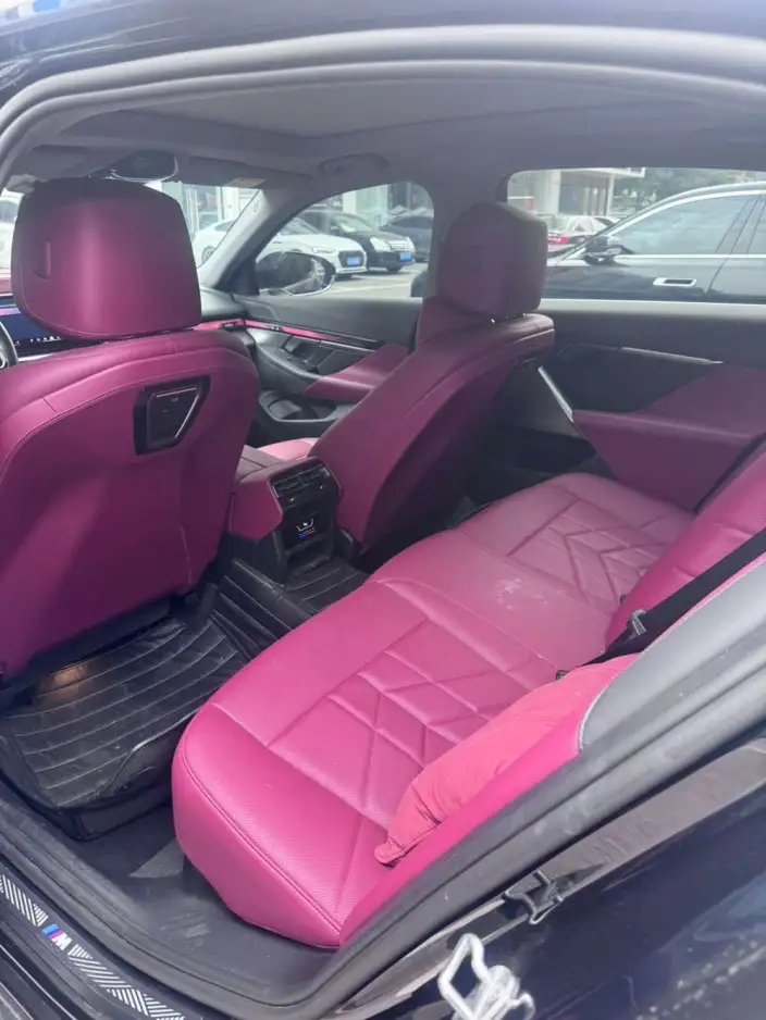 BMW i5 2024 Model eDrive35L M Sports Set – фото 7