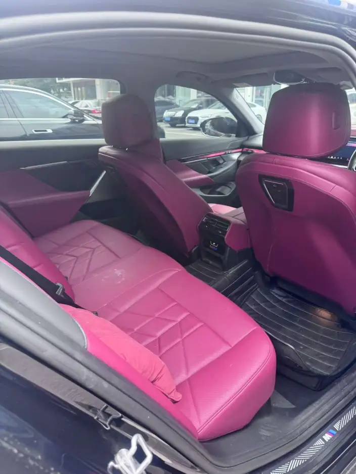 BMW i5 2024 Model eDrive35L M Sports Set – фото 8