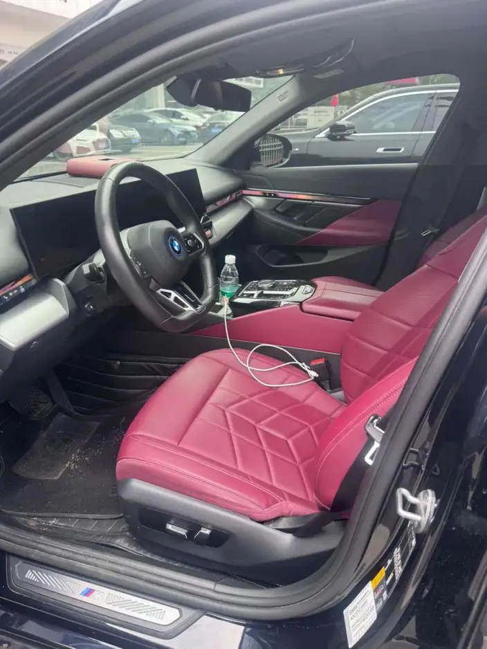BMW i5 2024 Model eDrive35L M Sports Set – фото 9