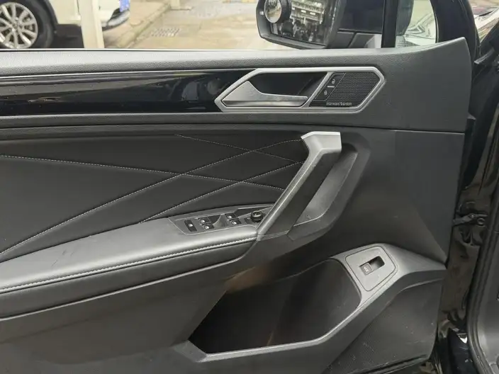 Volkswagen Tiguan L 2022 Model 330TSI Automatic 2WD Comfort Edition – фото 8
