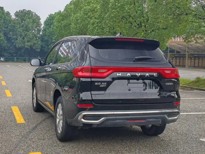 Haval M6 2023 Model PLUS 1.5T Manual Elite Smart Connect Model – фото 4