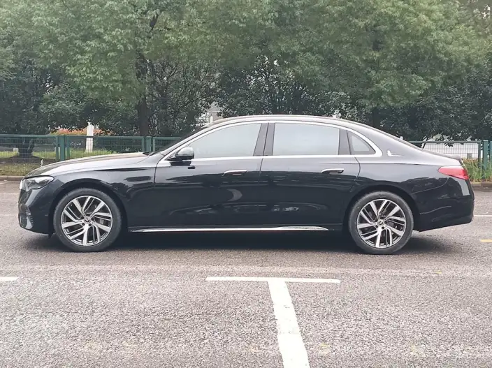 Mercedes-Benz E-Class 2024 Model Facelift E 300 L Fashion Model sedan – фото 4