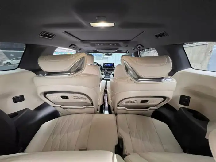 Toyota Sienna 2021 Model 2.5L Hybrid Platinum edition – фото 10