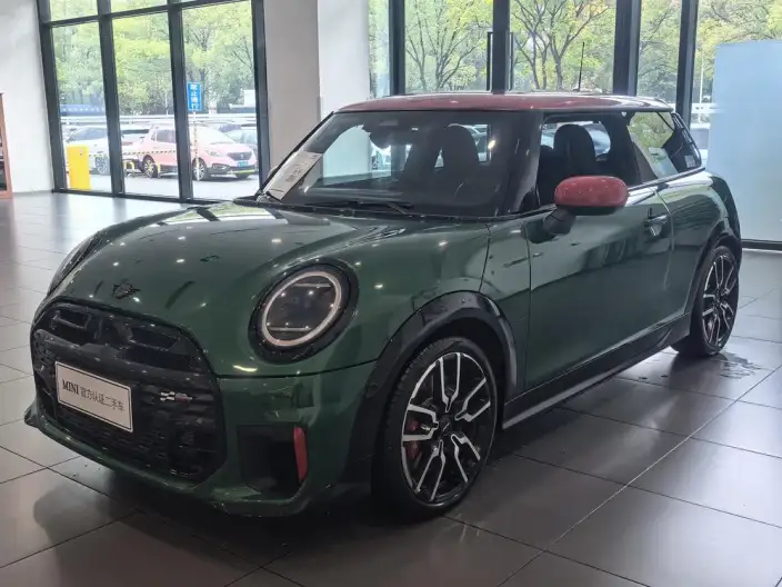 MINI JCW 2025 Model JOHN COOPER WORKS
