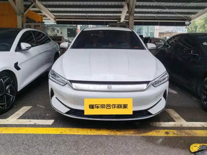Qin Plus EV 2024 Model Honor Edition 510KM Leading Model – фото 2