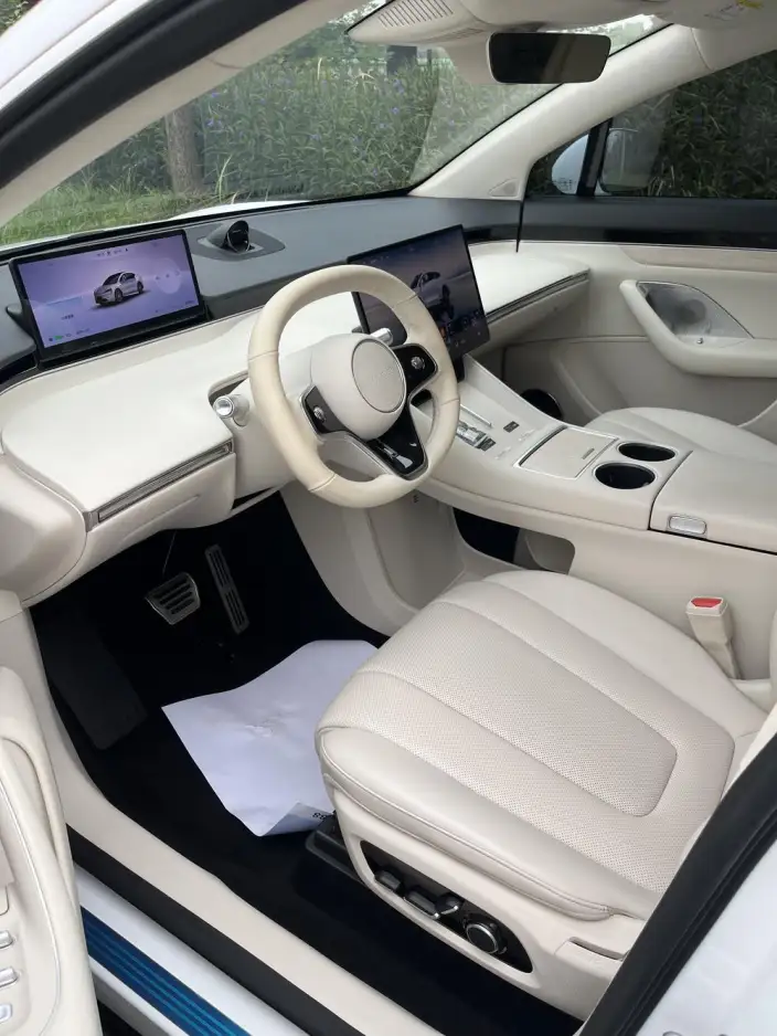 Luxeed R7 2024 Model EV 100kWh Max Rear Drive Edition – фото 10