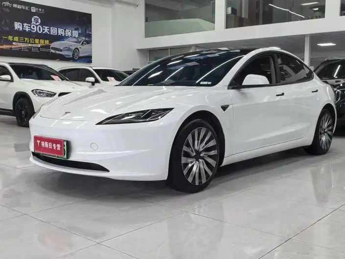 Model 3 2023 Model Rear-wheel drive version – фото 1