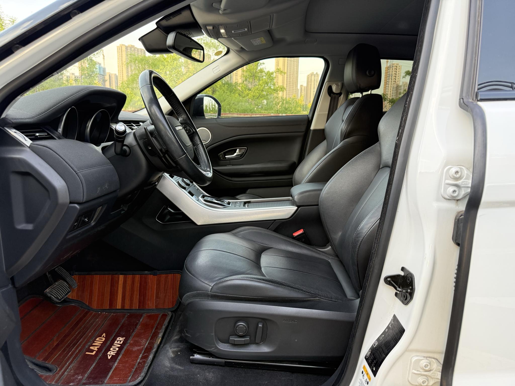 Land Rover Range Rover Evoque 2018 240PS SE Smart Shine – фото 5