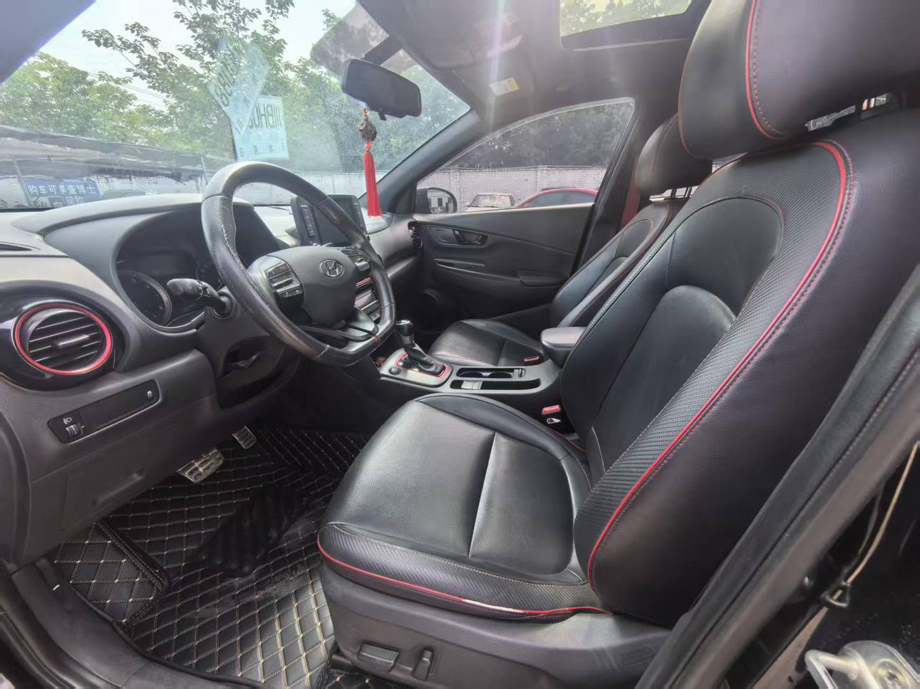 Hyundai Encino Модель 2018 года 1.6T изящество Stonic Edition – фото 7