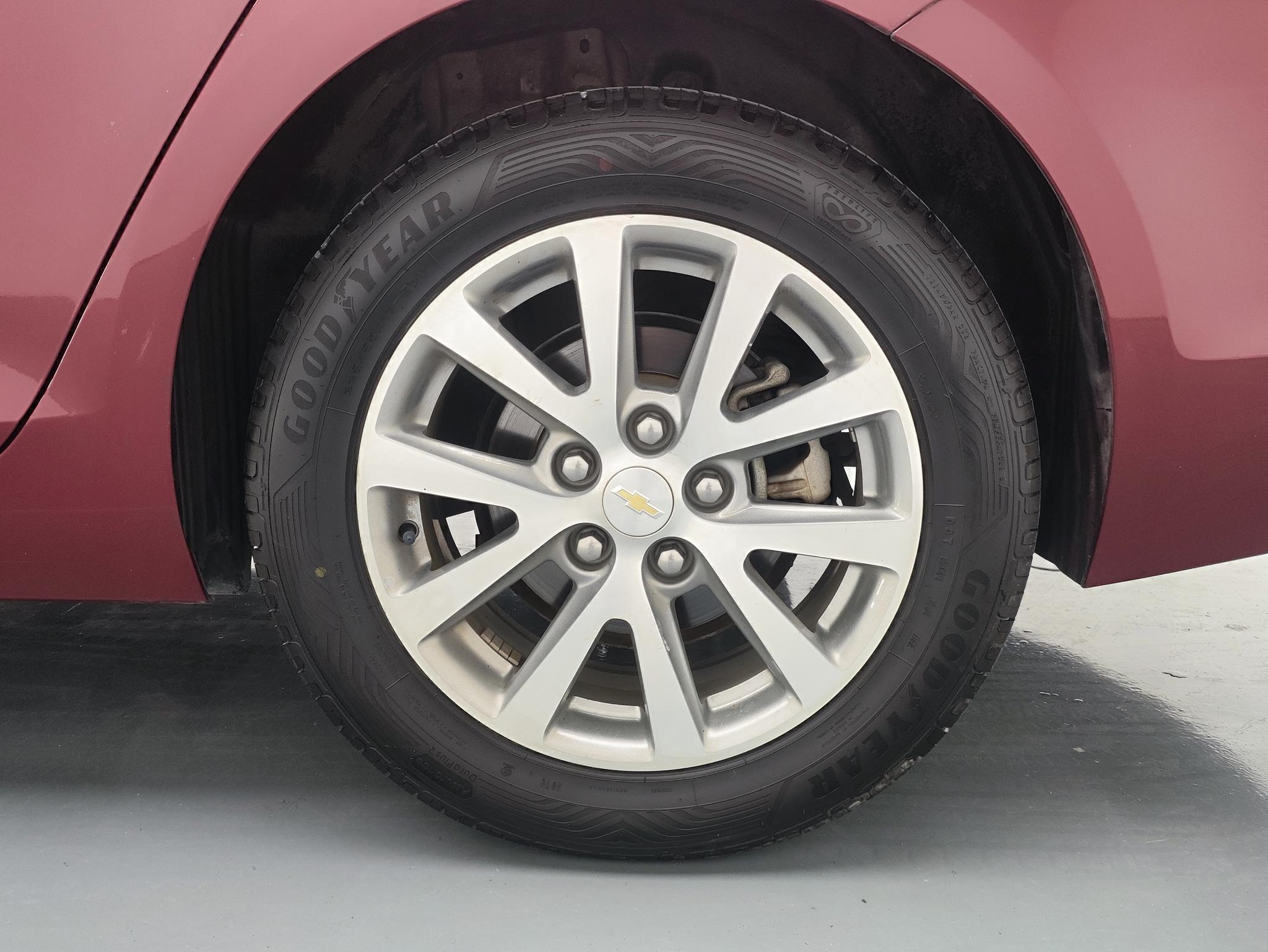 Chevrolet Malibu 2018 530T Automatic Luxury – фото 16