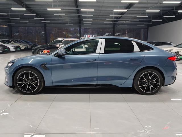 BYD Han DM 2025 DM-i 125KM Premium – фото 4