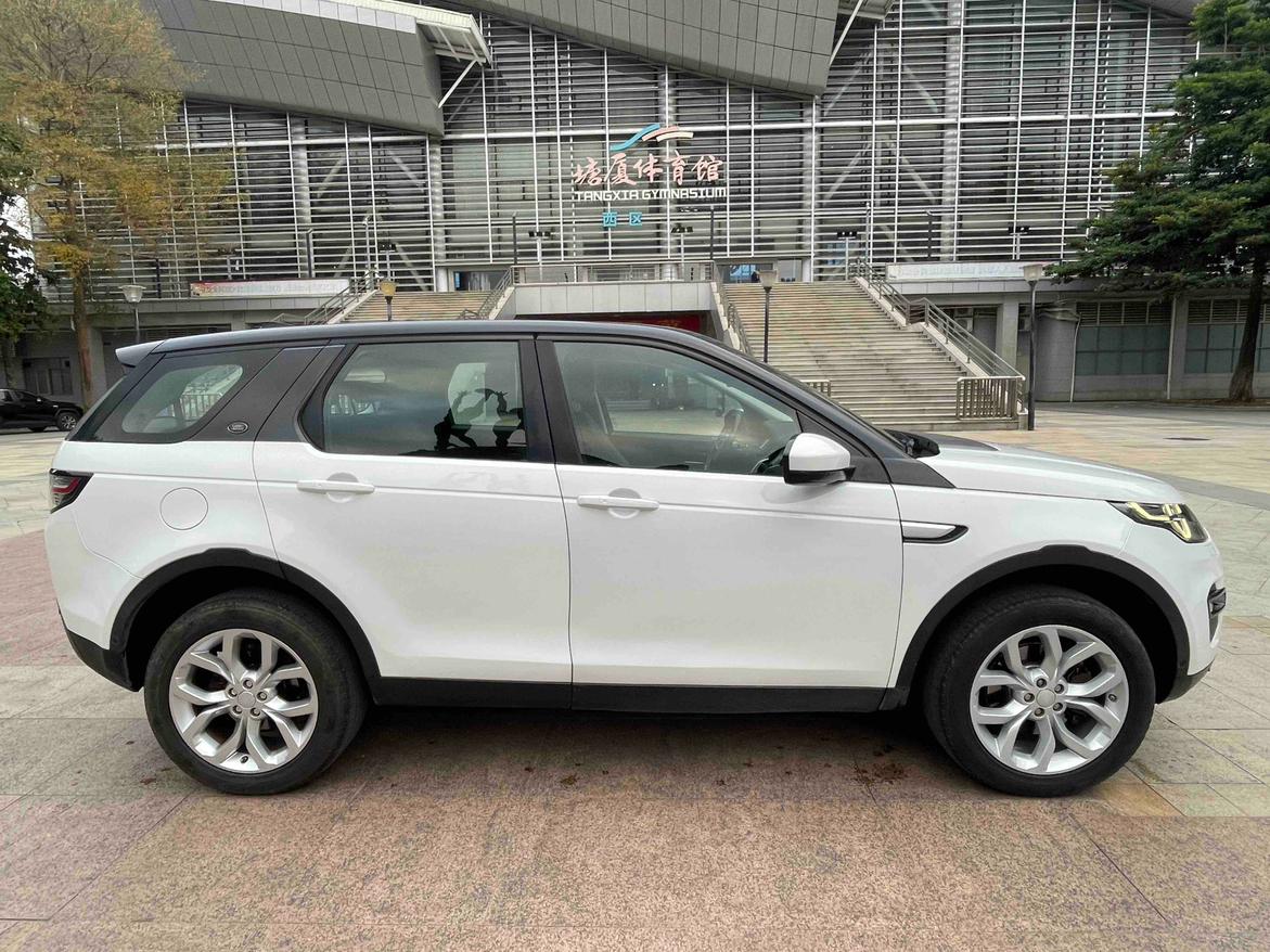 Land Rover Discovery Sport 2017 модификация 2.0T HSE – фото 9