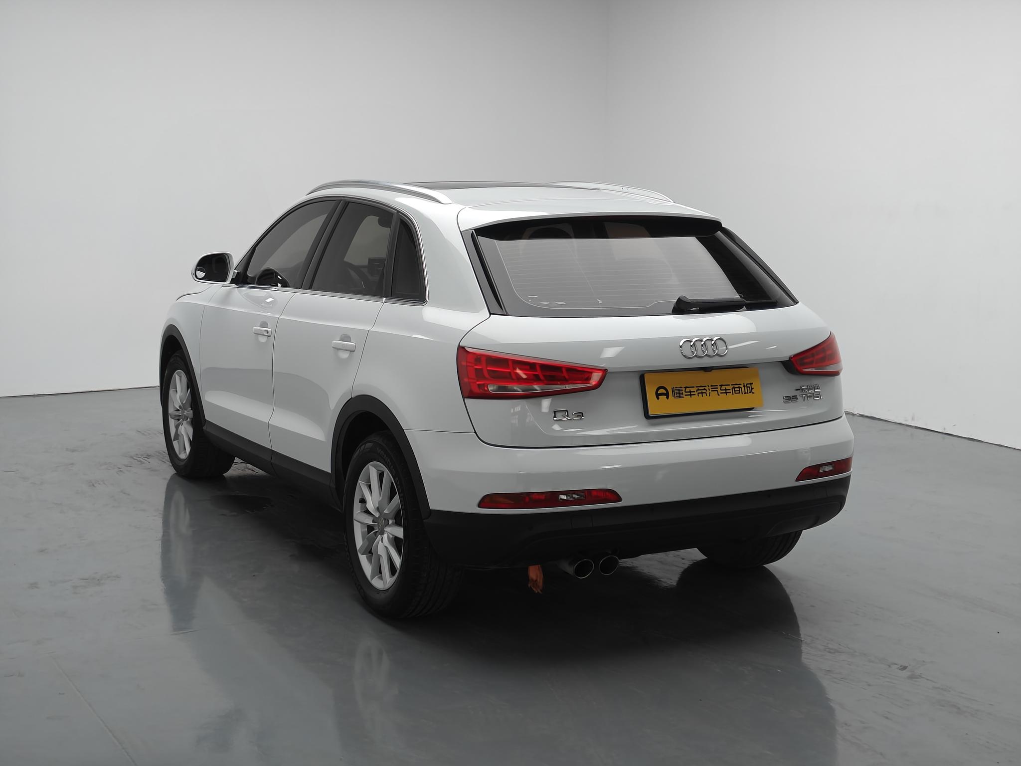 Audi Q3 2015 35 TFSI Entry – фото 5