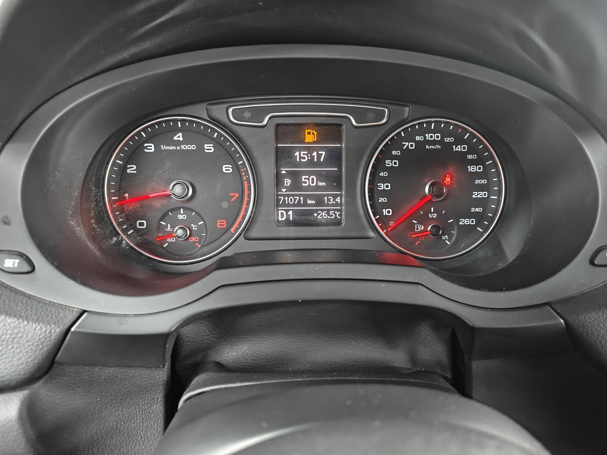 Audi Q3 2015 35 TFSI Entry – фото 10