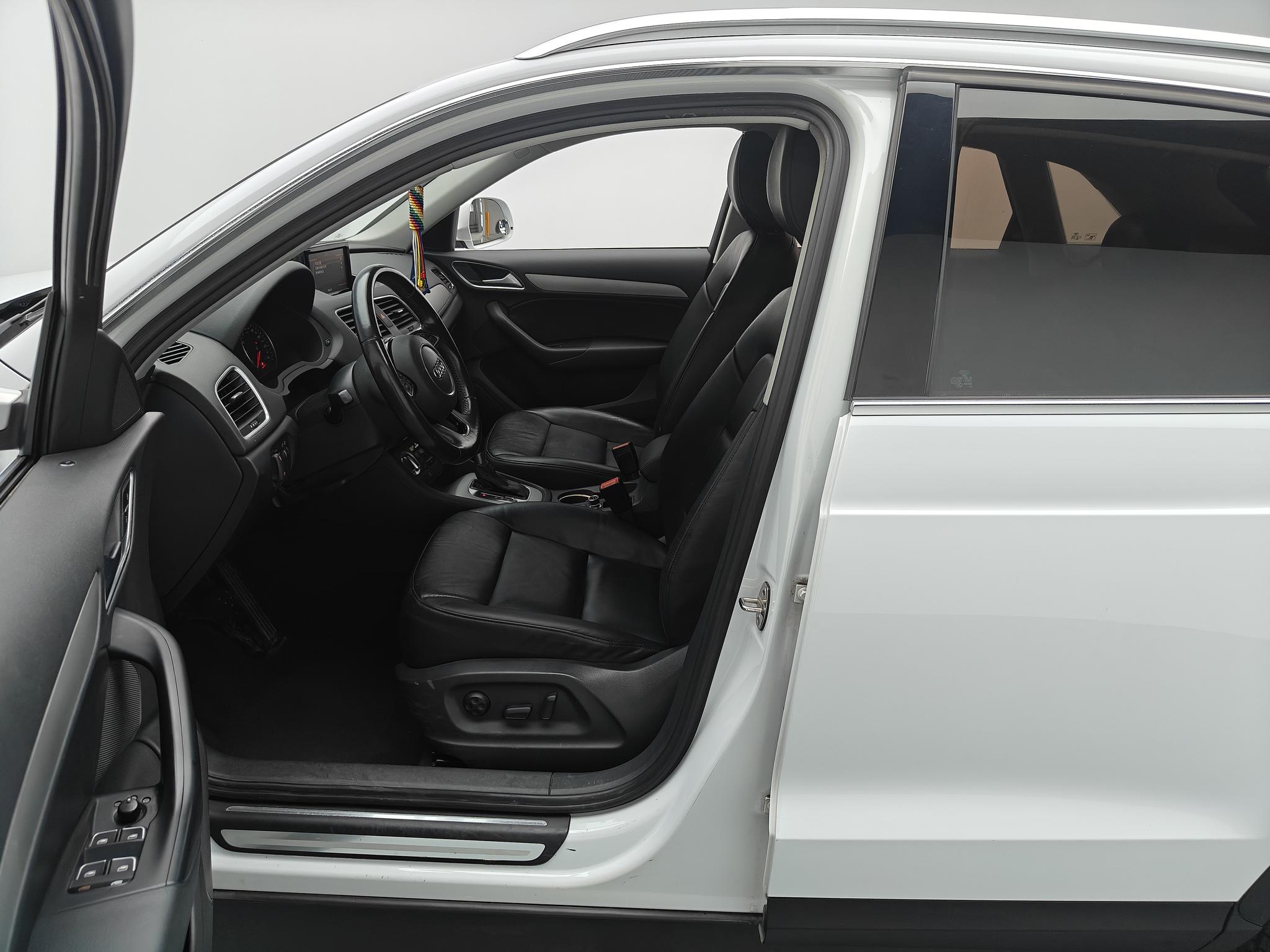Audi Q3 2015 35 TFSI Entry – фото 12