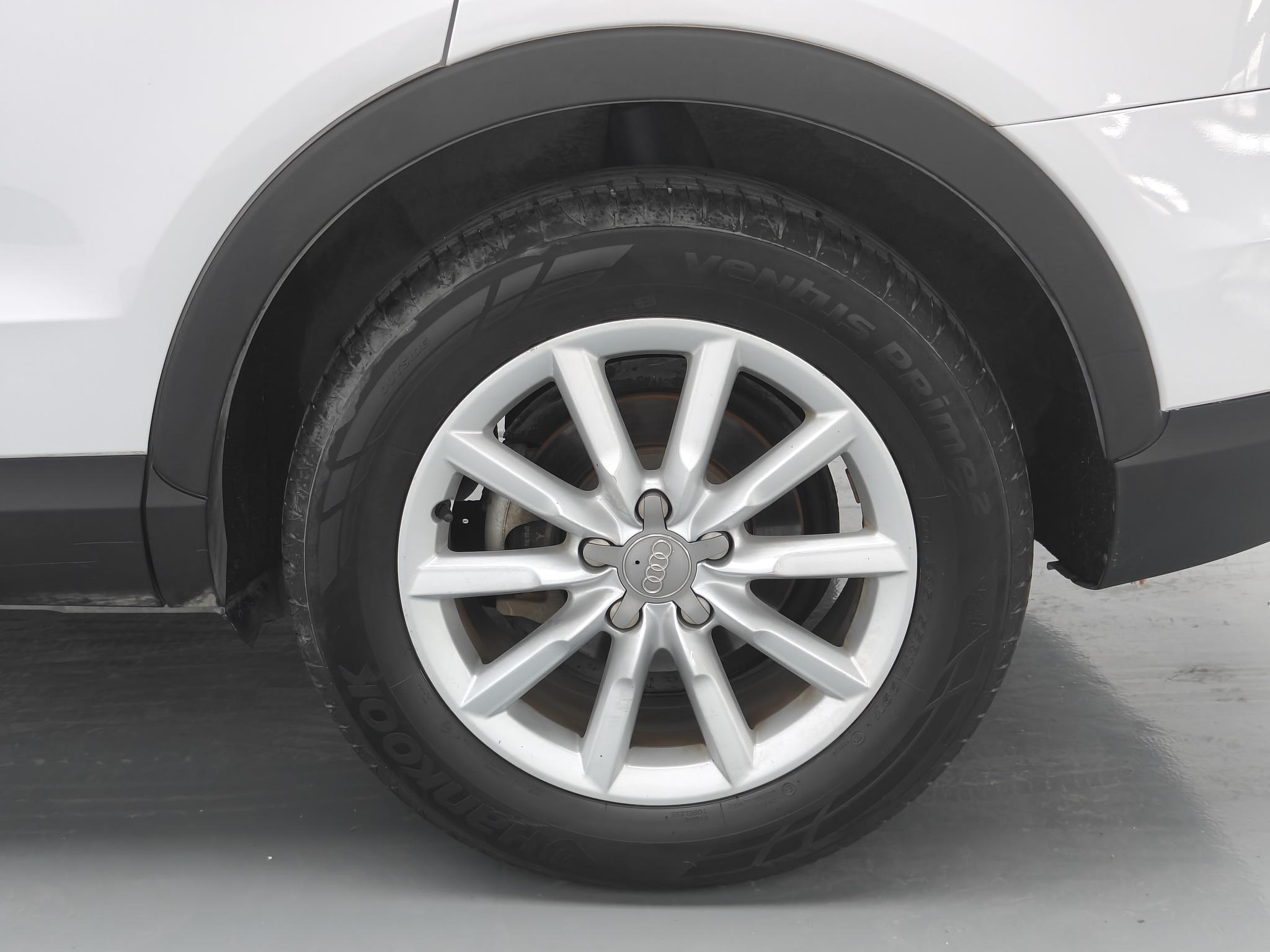 Audi Q3 2015 35 TFSI Entry – фото 16