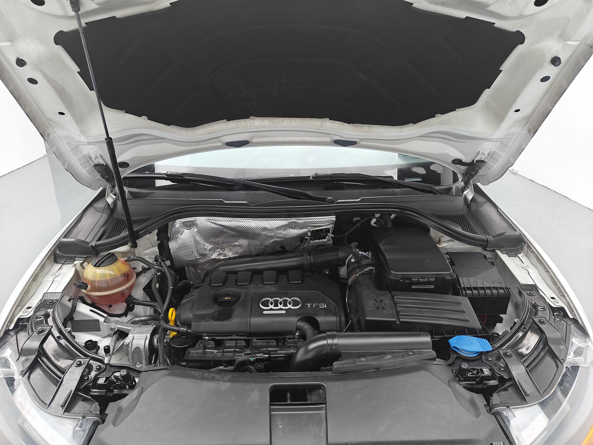 Audi Q3 2015 35 TFSI Entry – фото 17