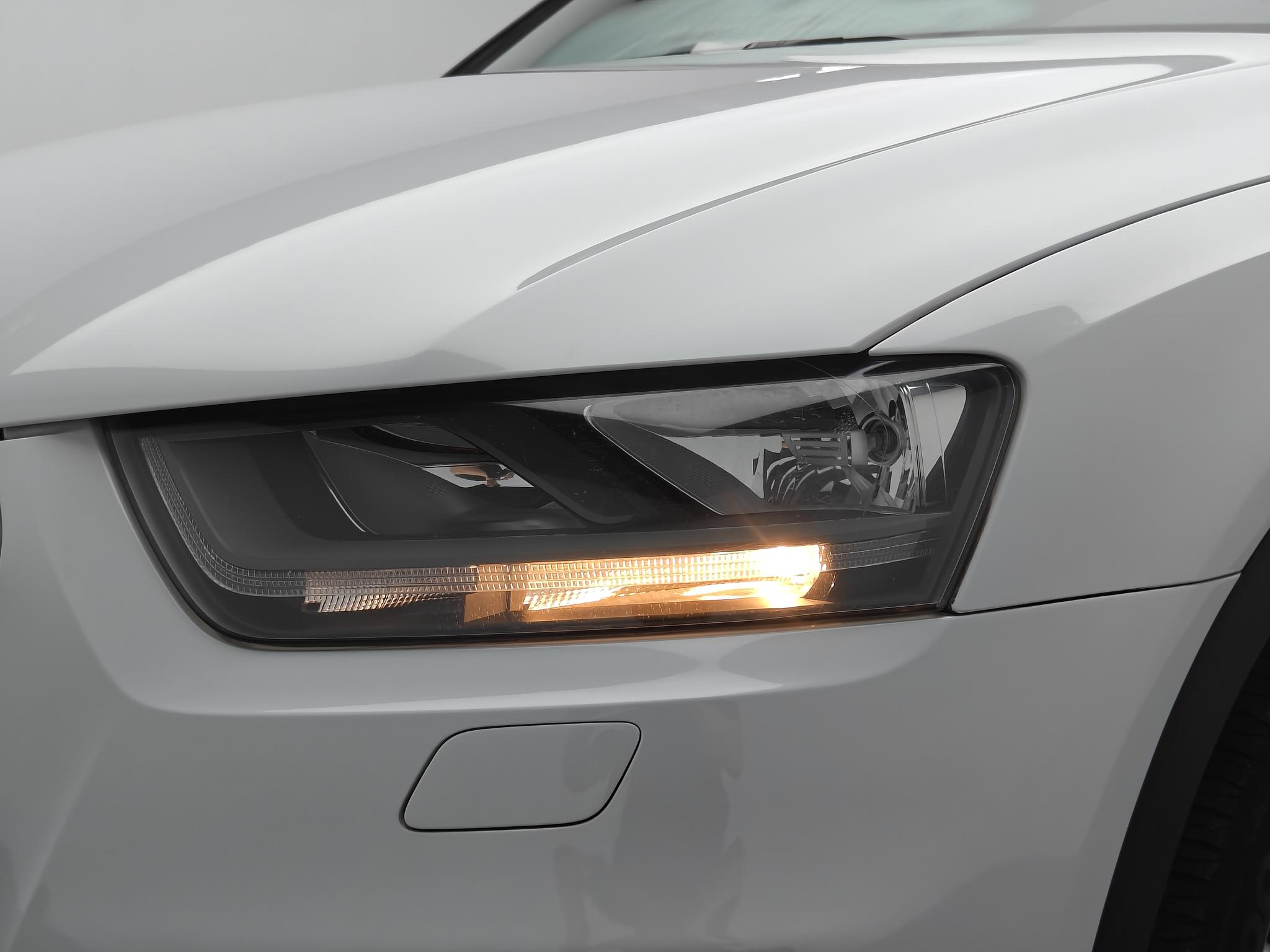 Audi Q3 2015 35 TFSI Entry – фото 19